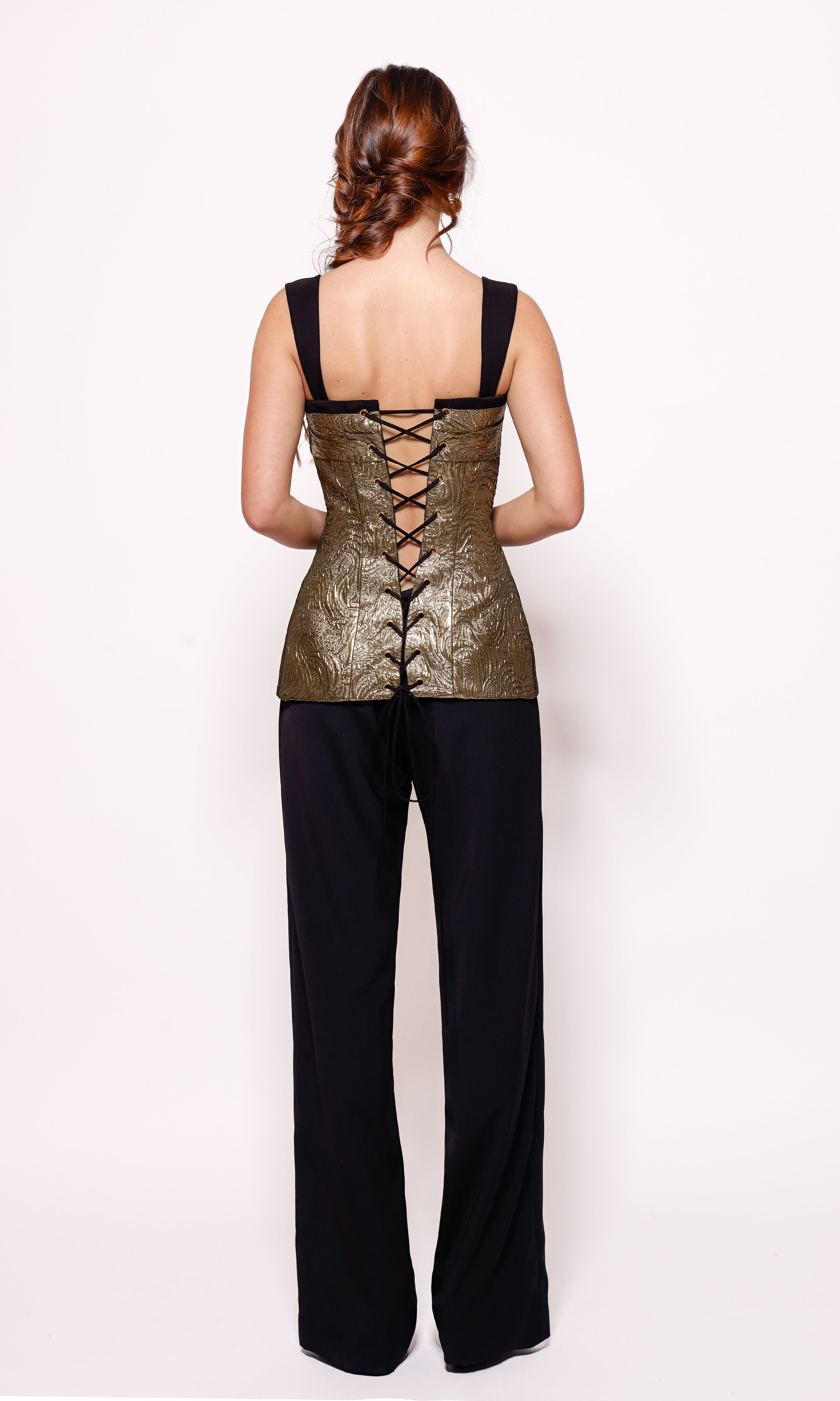 Look 10