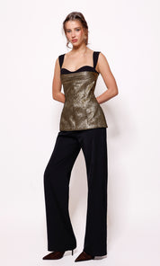 Look 10