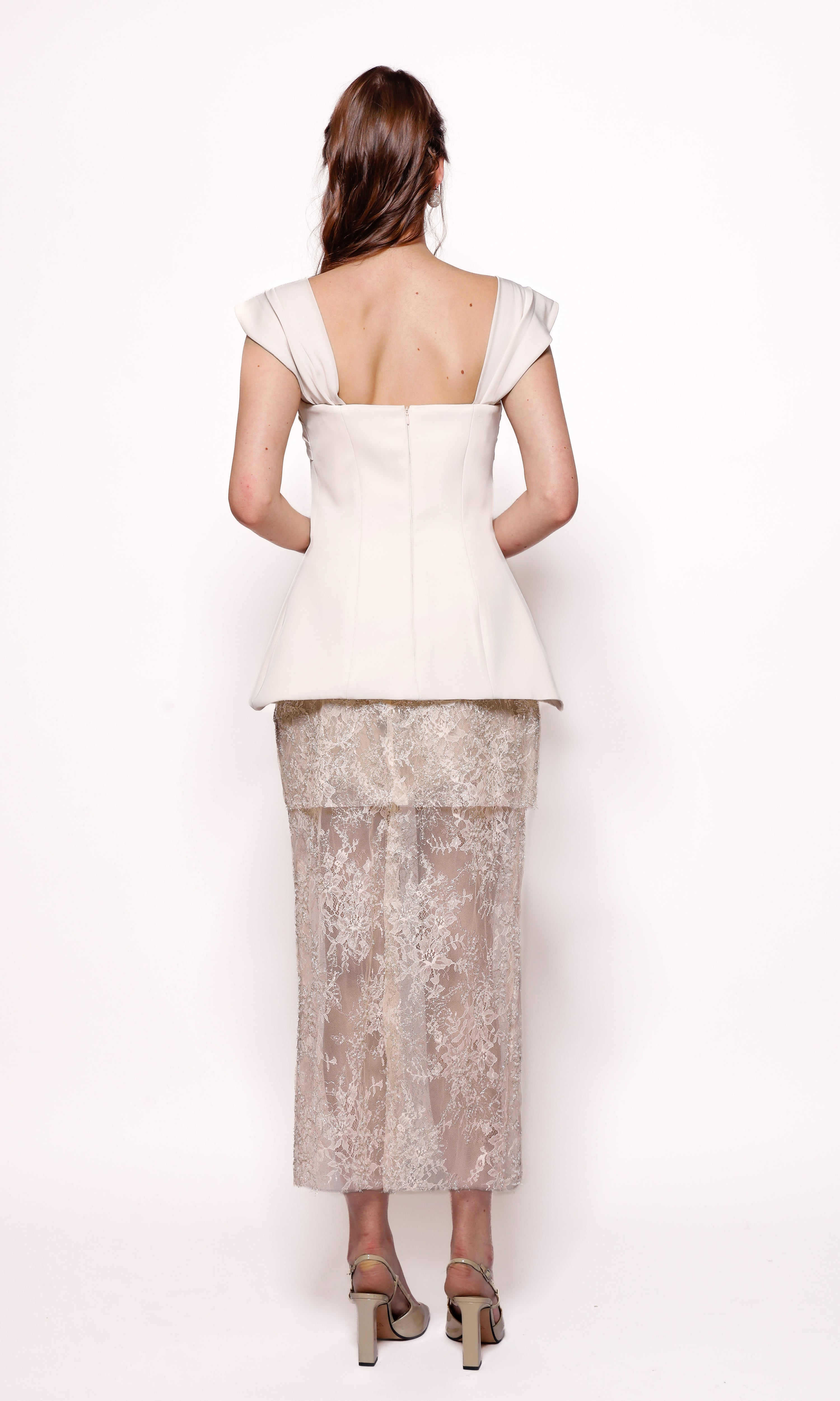 Look 11